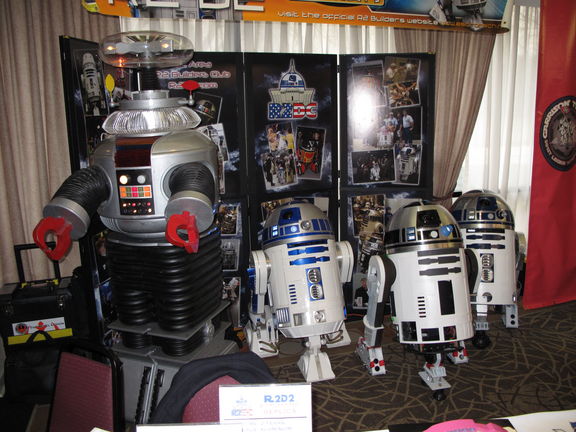 Quite the droid lineup!