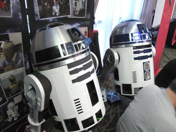 My R2-T0, and Dale's R2-D2.