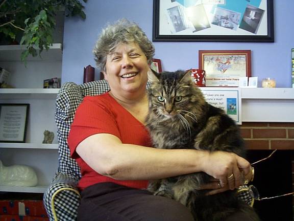 My mom and Alex, one of her new cats. (update- Alex passed away in the summer of 2005, dueto a sudden embolism)