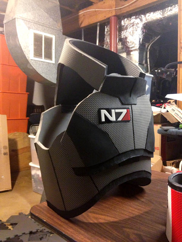 Mass Effect, Commander Shepard, N7 Armor: Chest is mostly complete, and fits nicely against the back.